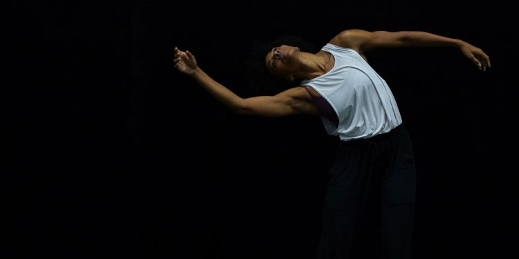 Ateliê do Gesto apresenta o espetáculo “MAReAR” pela 1ª vez