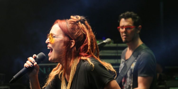 Projeto Música no Bosque apresenta Nila Branco e Almir Pessoa no Bosque dos Buritis