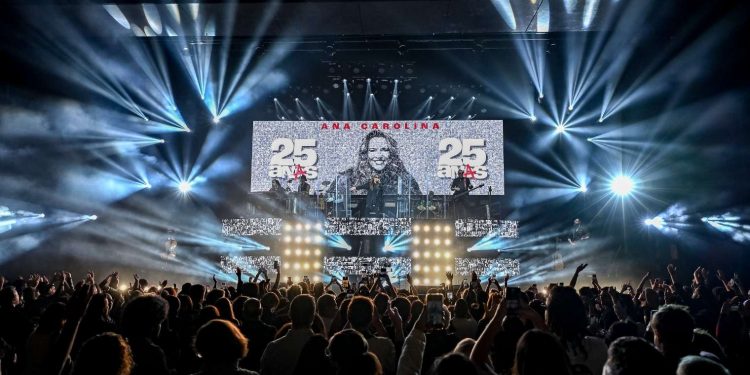 Ana Carolina traz turnê comemorativa “25 Anas” para Goiânia em março de 2026