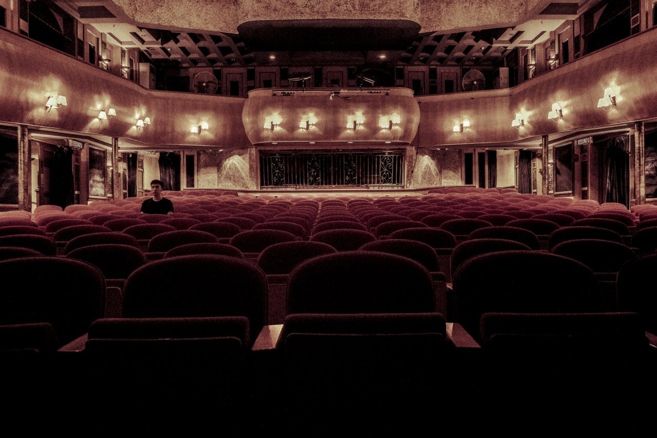Conheça os teatros em Goiânia e participe de suas atrações culturais