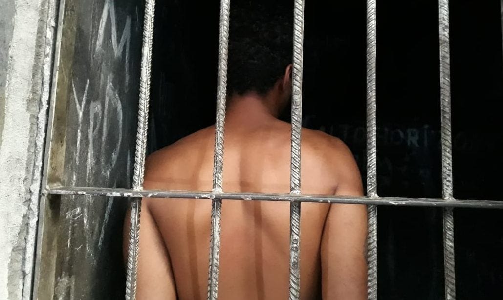 Homem é preso após estuprar a própria mãe em Goiás