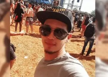 "Nem conseguiu comemorar o aniversário", diz tio de motociclista atropelado por carro em Goiânia