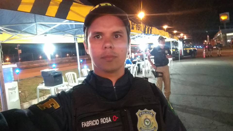 Policial candidato ao Senado em Goiás é denunciado por "imoralidade" por ser gay