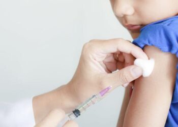 Mais de 475 mil adolescentes devem se vacinar contra o HPV em Goiás