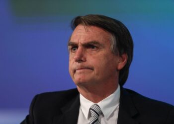 PF conclui que agressor de Bolsonaro agiu sozinho e por motivação política