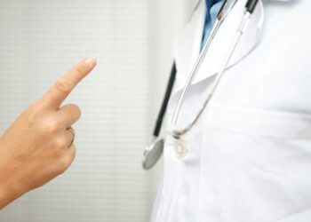 SP: sete em cada 10 profissionais de saúde já sofreram agressão, mostra pesquisa