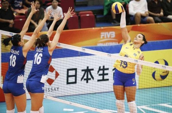 Brasil não segura ataque da Sérvia e perde a 1ª no Mundial Feminino de Vôlei