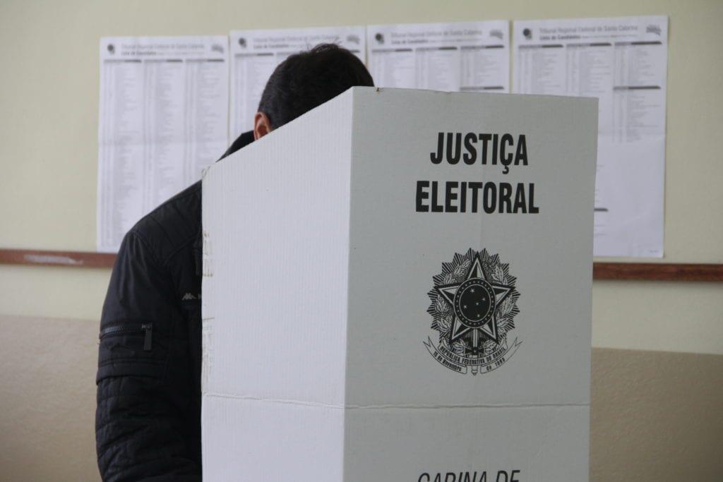 Em Goiás, 11 casos de crimes eleitorais já foram registrados neste domingo