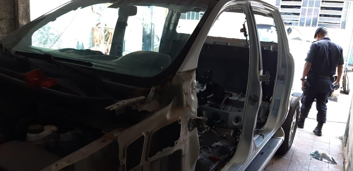 Loja de autopeças de Goiânia encomendava roubo de veículos para desmanche