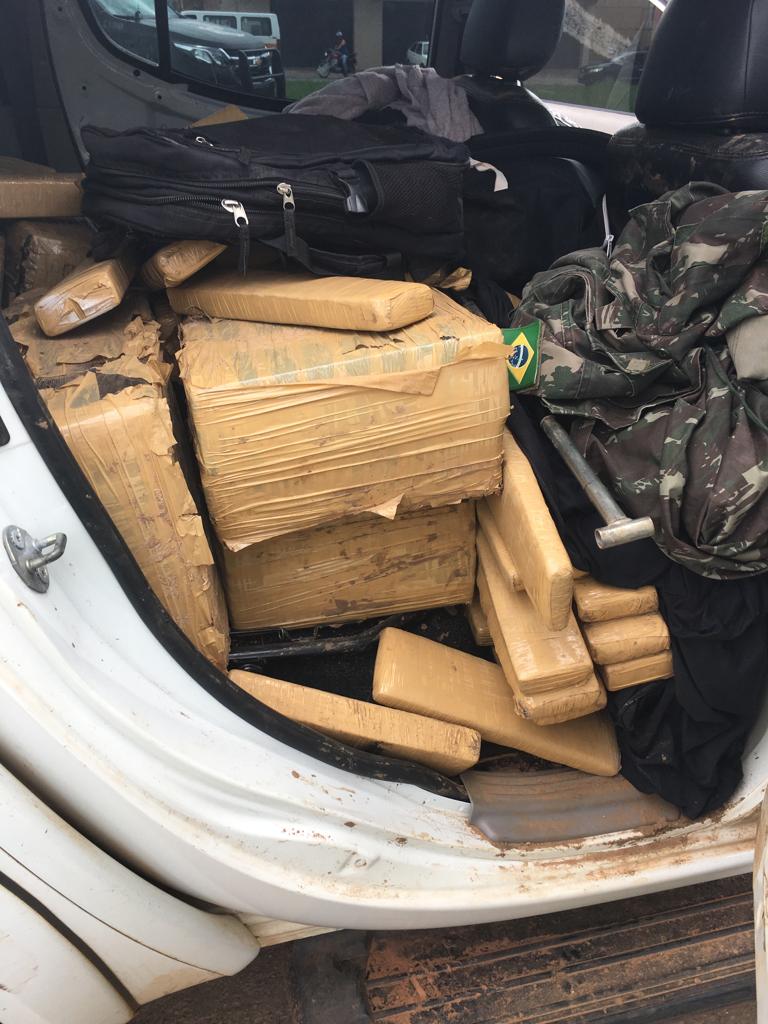 Polícia Militar apreende quase uma tonelada de drogas em Goiânia