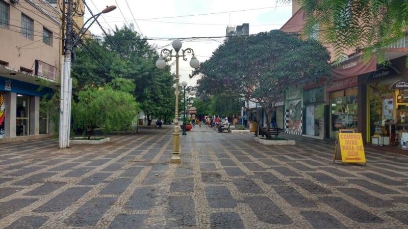 Um passeio pelas mais bonitas ruas de Goiânia