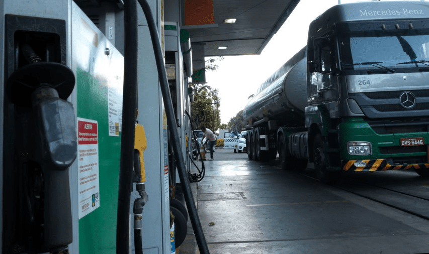 Baixa do petróleo é uma oportunidade para acabar com subsídio do diesel, diz ANP