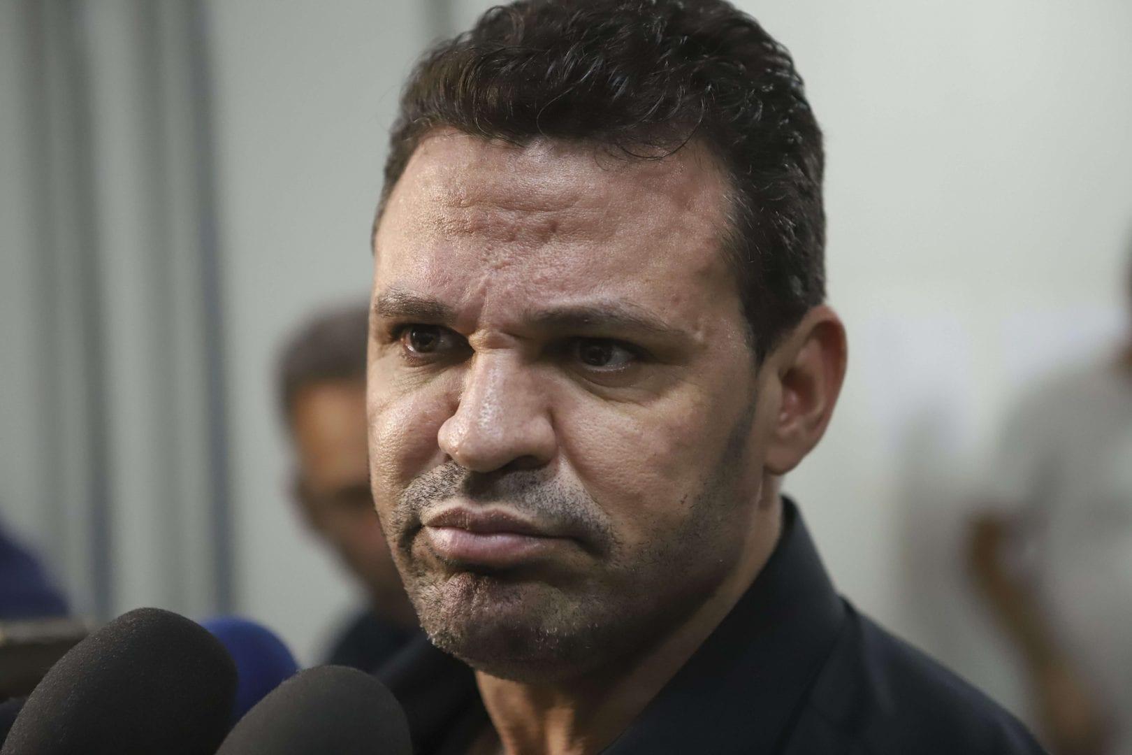 "Fui babaca", diz Eduardo Costa em pedido de desculpas para Fernanda Lima