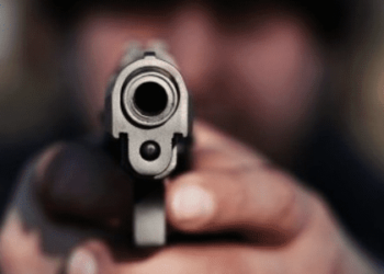 Homem é morto a tiros na porta de casa em Aparecida de Goiânia