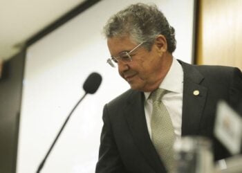 Momento para reajuste salarial do STF é inoportuno, diz Marco Aurélio