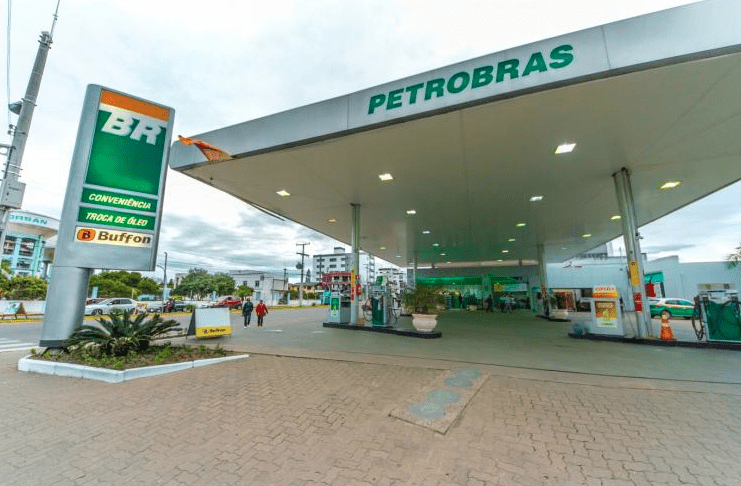 Petrobras mantém preço médio da gasolina nas refinarias em R$ 1,6616 nesta quarta