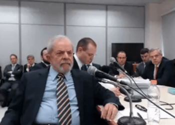 PT e movimentos aliados organizam ato para depoimento de Lula em Curitiba