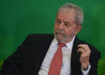 TRF4 nega recursos da defesa de Lula em caso do terreno do instituto