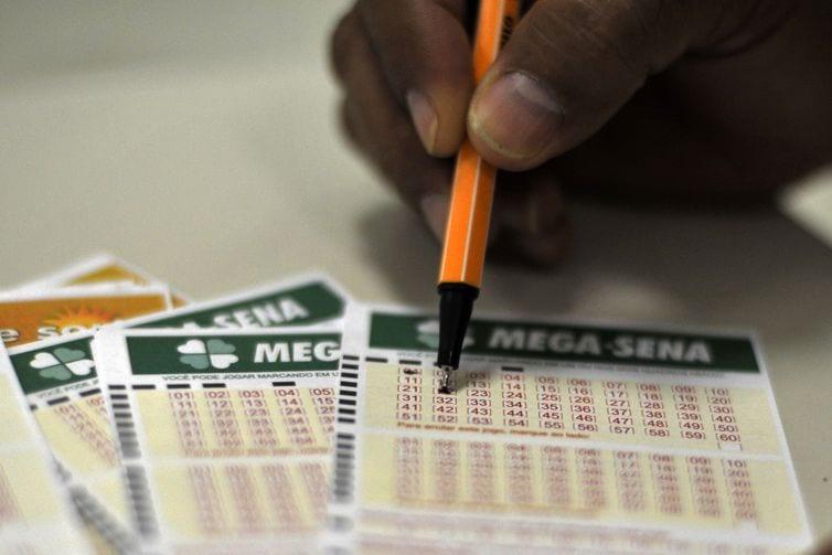 Mega-Sena sorteia nesta terça-feira prêmio de R$ 10 milhões