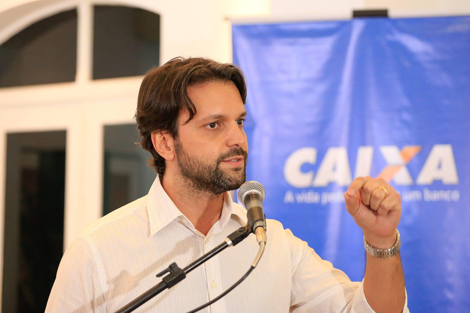 Ministro Baldy anuncia construção de casas em Goiânia e libera R$ 20 milhões para Aparecida