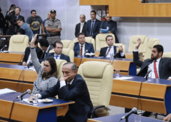 Vereadores de Goiânia aprovam emenda que impede retirada de descontos do IPTU