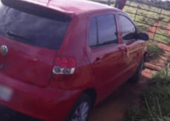 Corpo é encontrado dentro de carro com marcas de tiro, em Abadia de Goiás