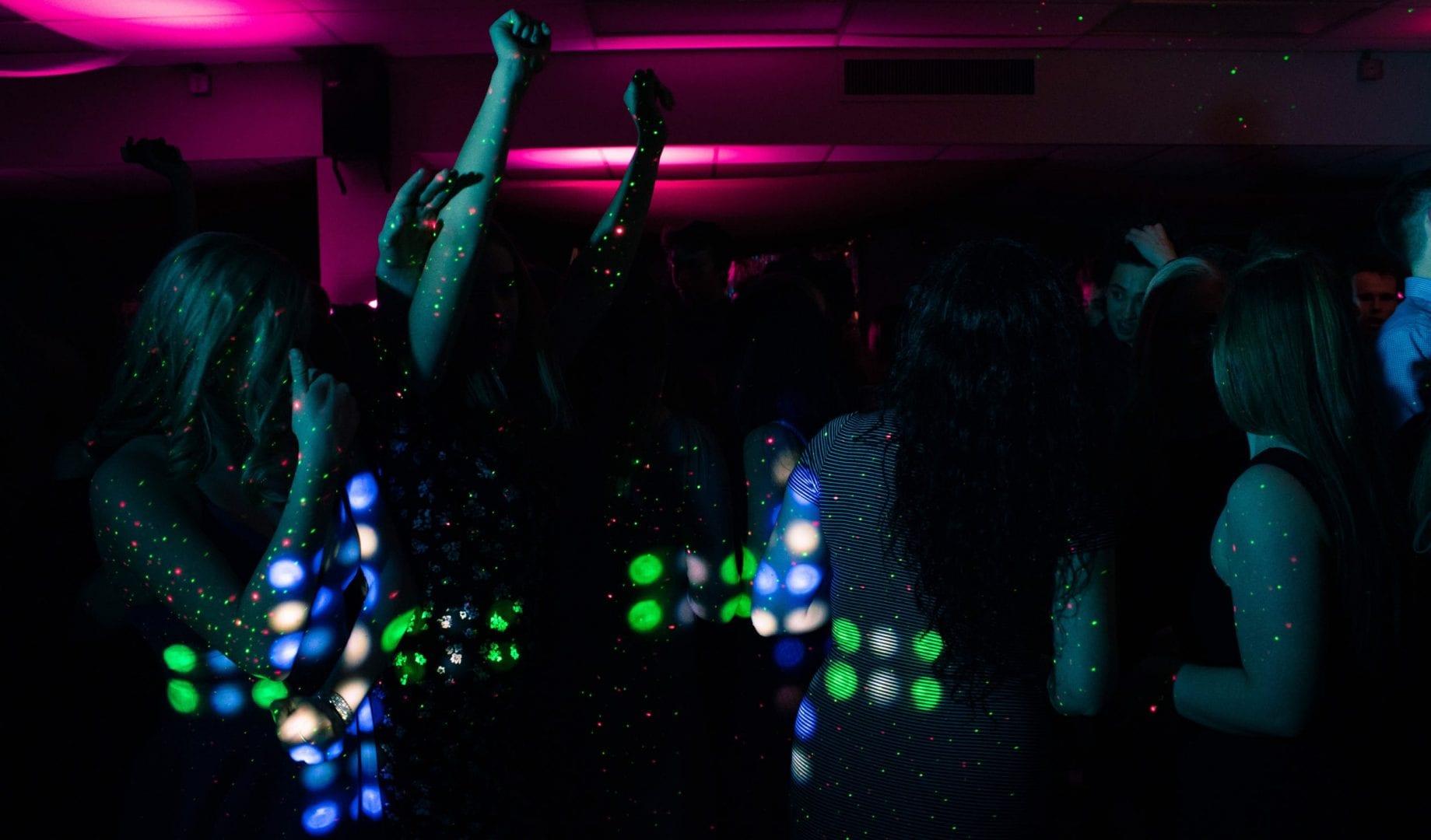 Dança em Goiânia: x lugares para não ficar parado