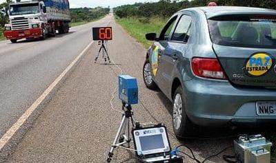 Fiscalização por radares móveis é suspensa pela Agetop, em Goiás