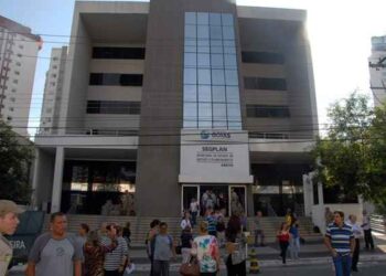 Mesmo com crise em Goiás, Governo anuncia concurso público com 500 vagas