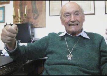Morre Padre Quevedo, do polêmico "isto 'non ecziste'"