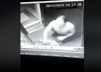 Vídeo mostra homem dando socos em mulher no elevador, em Valparaíso de Goiás