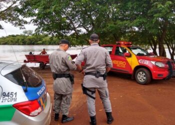 Bombeiros resgatam corpo de bebê em leito de rio no interior de Goiás