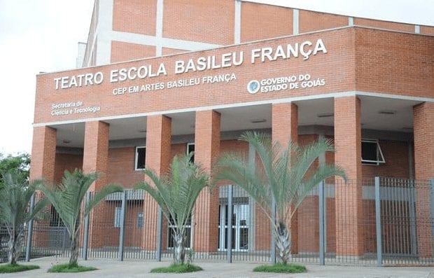Cegecon vai demitir 85 profissionais do Basileu França até março deste ano