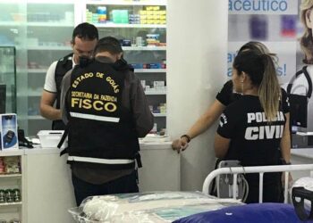 Empresa que comercializa medicamento de alto custo emitia notas fiscais falsas, em Goiânia