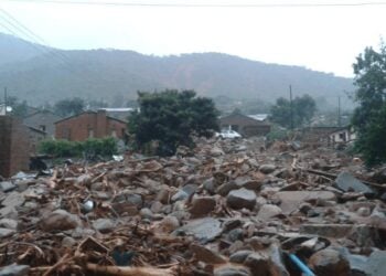 Ciclone atinge Moçambique, Malavi, Zimbábue e deixa 140 mortos