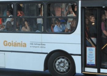 Em audiência pública presidente da CMTC afirma que transporte coletivo está em decadência, em Goiânia