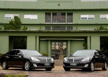 Leilão de carros de luxo dos ex-governadores rendem mais de R$ 330 mil para o Hospital Materno Infantil