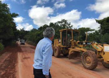 Governo de Goiás coleciona broncas da Justiça para recuperar rodovias