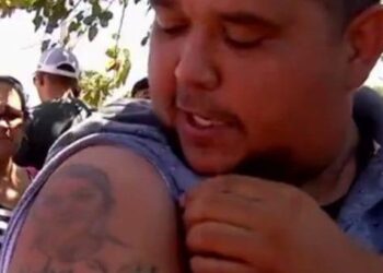 "Minha vida", tatua pai no braço em homenagem a filho de 12 anos que morreu em Goiás