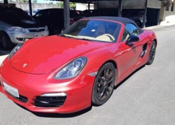 Advogado de empresário de Goiânia diz que ele comprou Porsche antes do erro bancário