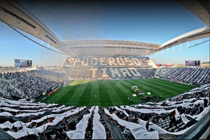 Cinco anos após inauguração, Corinthians deve R$ 1,1 bilhão da obra do estádio