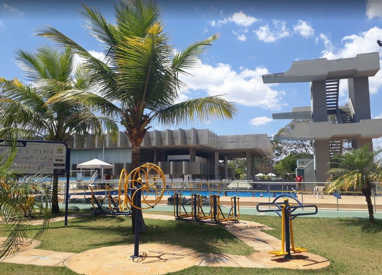 7 razões para visitar e curtir as piscinas do Clube e Parque Água Mineral  de Brasília