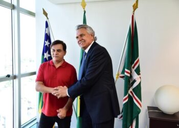 Escolhido como embaixador do Rio Araguaia, Chitãozinho é réu por crime ambiental