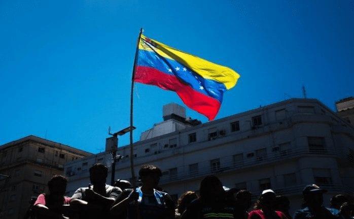 Guerrilha da Venezuela recebe míssil portátil