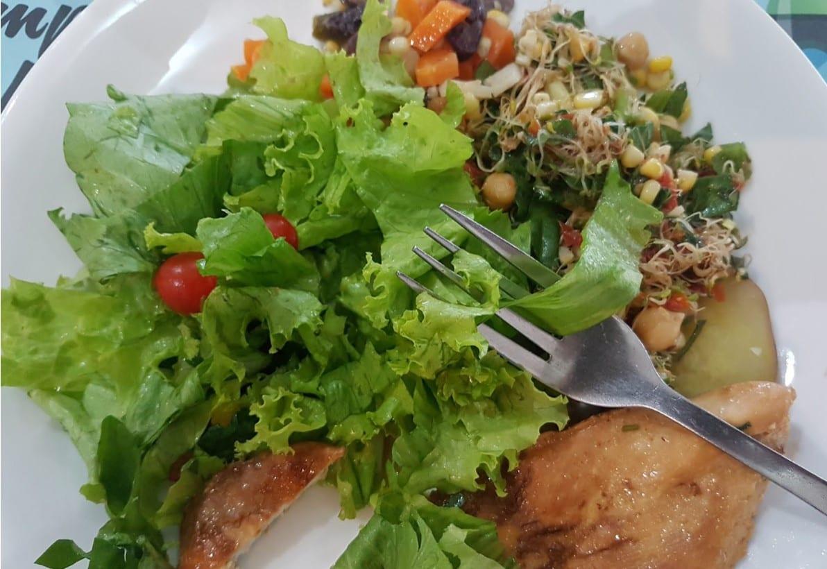 Salada em Goiânia: x restaurantes para manter o projeto fit