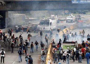 Venezuela deve ter mais um dia de protestos convocados por oposição