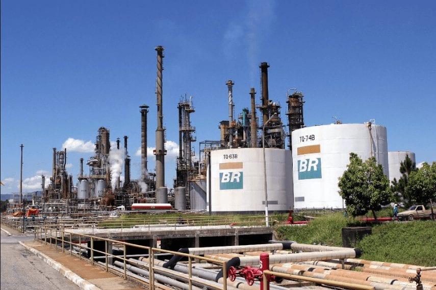 Cade inicia análise de acordo proposto pela Petrobras para venda de refinarias