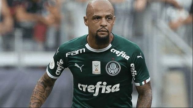 Felipe Melo renova contrato com o Palmeiras por mais duas temporadas