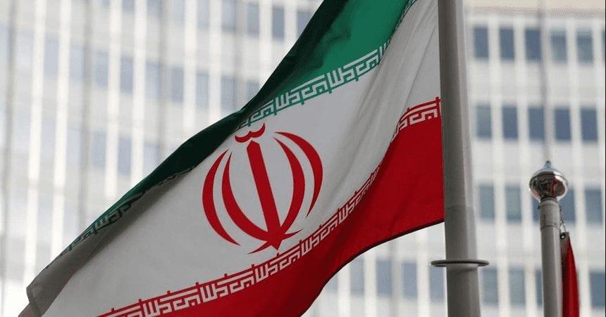 Irã diz que ultrapassará limite para urânio enriquecido em 10 dias