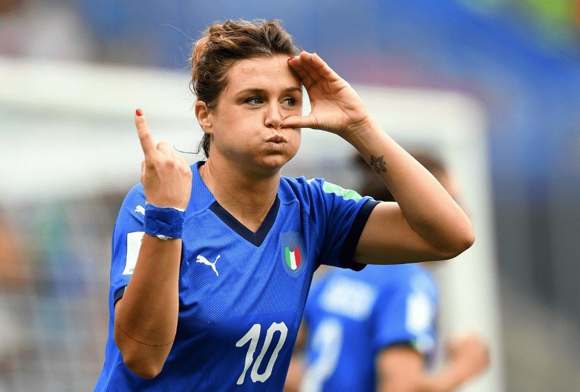 Itália goleia Jamaica e assume a liderança do grupo do Brasil no Mundial Feminino